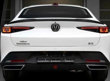 Changan UNI-L: переименованный седан Lamore пополнил линейку UNI Changan UNI-L: переименованный седан Lamore пополнил линейку UNI