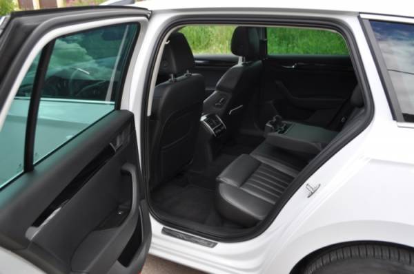 Skoda SuperB Combi: семейные ценности и никакого хулиганства 