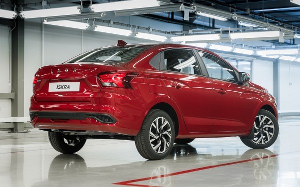 
            Как мы заказывали у дилеров Lada Iskra. Фейки и предоплата на август
        