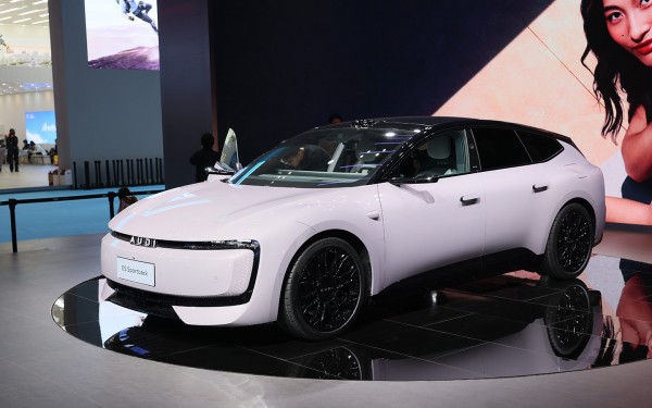 
            Езда без ОСАГО, Audi без колец и &laquo;утиль&raquo; без машин. Итоги недели
        