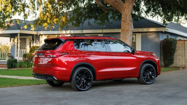 Представлен гибридный Nissan Rogue с возможностью подзарядки
