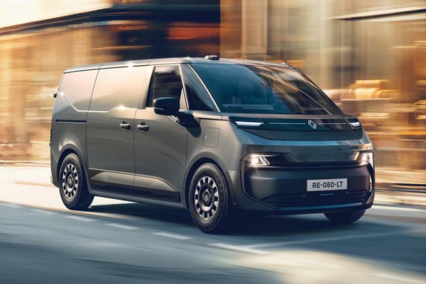 В семействе Renault Trafic появится батарейная версия E-Tech Electric В семействе Renault Trafic появится батарейная версия E-Tech Electric