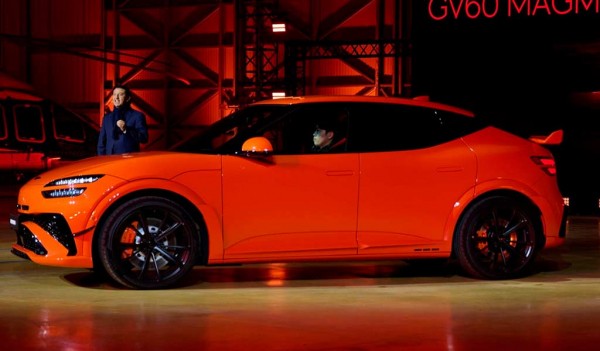 Кроссовер Genesis GV60 Magma стал первенцем «заряженной» Magma-линейки Кроссовер Genesis GV60 Magma стал первенцем «заряженной» Magma-линейки