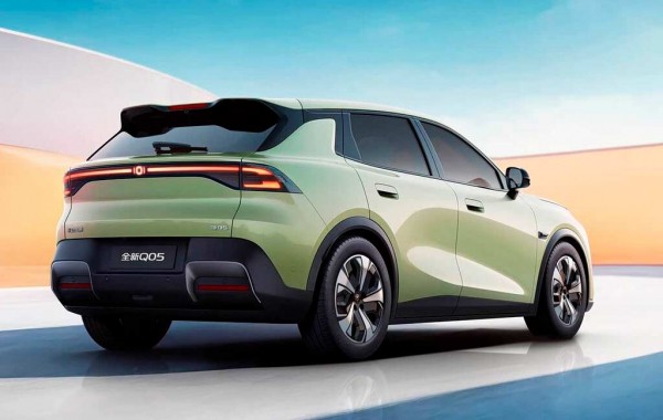 Компания Changan представила электрический кроссовер Nevo Q05 за 880 000 руб Компания Changan представила электрический кроссовер Nevo Q05 за 880 000 руб
