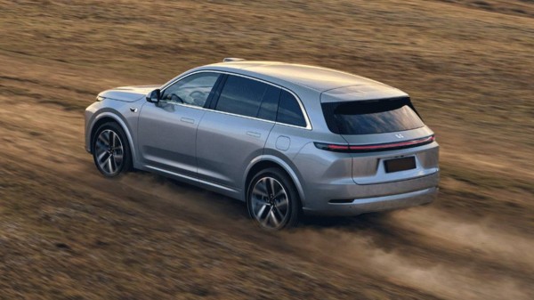 Кроссоверы Li Auto обрели ОТТС и новые российские ценники Кроссоверы Li Auto обрели ОТТС и новые российские ценники