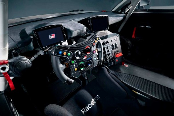 Японцы рассекретили флагманский суперкар Toyota GR GT Японцы рассекретили флагманский суперкар Toyota GR GT