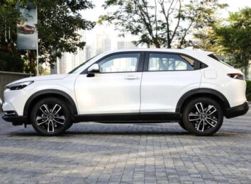 До России официально добрался кроссовер Honda Vezel II второго поколения До России официально добрался кроссовер Honda Vezel II второго поколения