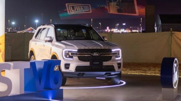 Внедорожник Ford Everest Tremor обрел бензиновый мотор V6