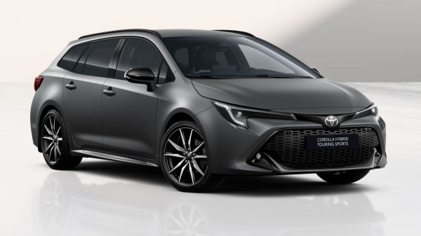 Обновленная Toyota Corolla: версии для Европы и Китая  