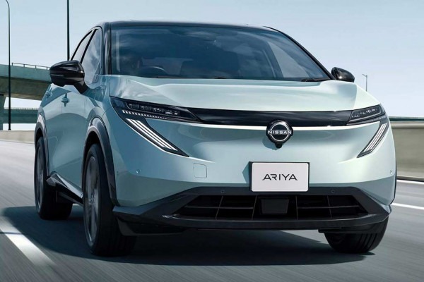 Nissan Ariya 2026: пересмотренная внешность и прежняя техника
