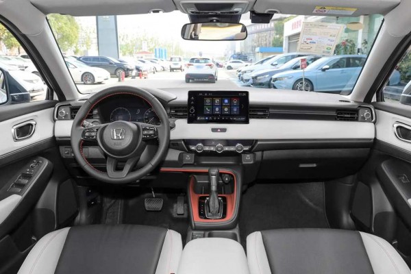 До России официально добрался кроссовер Honda Vezel II второго поколения До России официально добрался кроссовер Honda Vezel II второго поколения
