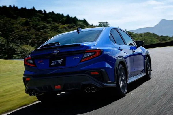 Subaru WRX STI Sport# с «механикой» выйдет в Японии ограниченным тиражом