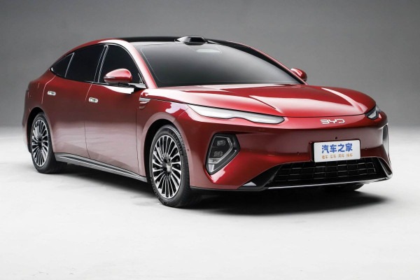 Флагманский «тюлень» BYD Seal 08 рассекречен в Китае Флагманский «тюлень» BYD Seal 08 рассекречен в Китае