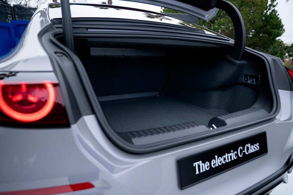 Mercedes-Benz C-Class electric: электрическая версия популярного седана Mercedes-Benz C-Class electric: электрическая версия популярного седана