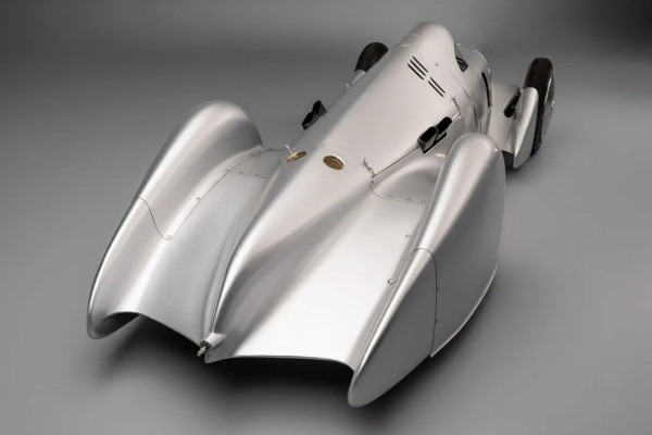 Воссоздан рекордный суперкар Auto Union Lucca образца 1935 года Воссоздан рекордный суперкар Auto Union Lucca образца 1935 года