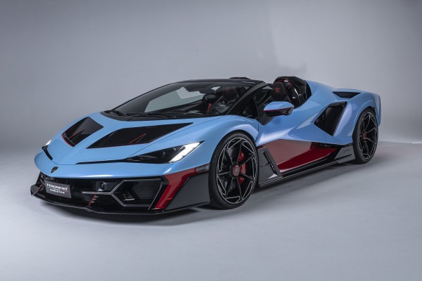 Lamborghini представила самый мощный родстер в своей истории Lamborghini представила самый мощный родстер в своей истории