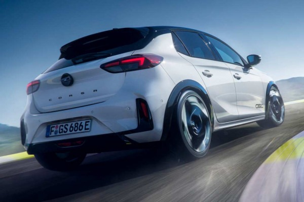 Opel Corsa Electric GSE: &laquo;горячая&raquo; версия электрического хэтчбека
