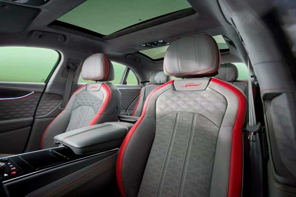 Обновленный седан Bentley Flying Spur получил иную внешность и S-версию Обновленный седан Bentley Flying Spur получил иную внешность и S-версию