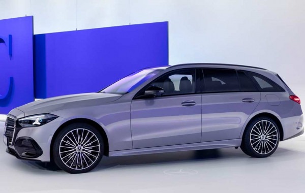 Представлены рестайлинговые седан и универсал Mercedes-Benz C-Class (W206)
