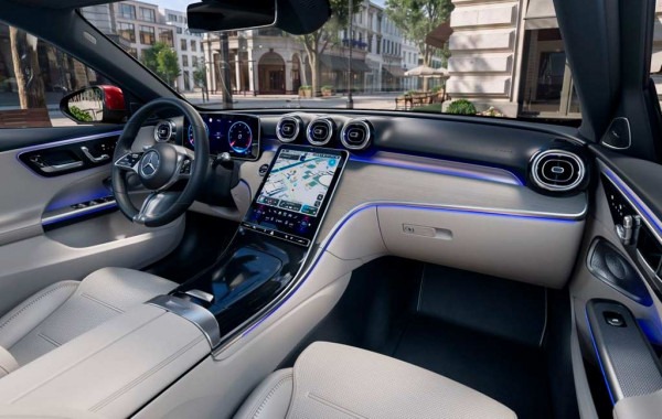 Представлены рестайлинговые седан и универсал Mercedes-Benz C-Class (W206)