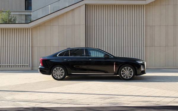 
Новая Lada Vesta, провал на вторичке и скандал в Audi. Итоги недели
