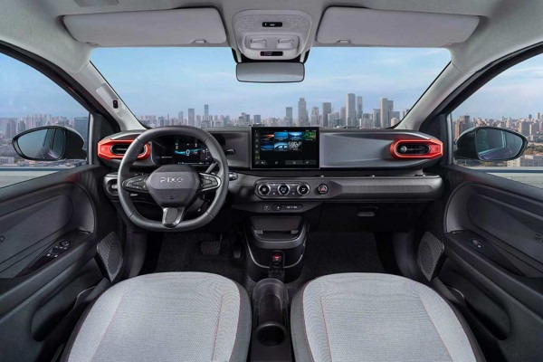 Nissan Pixo: бюджетный электрокар на базе Renault Twingo