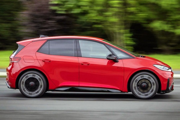 Заднеприводный электрохэтч Volkswagen ID.3 GTI: мощнейший джи-ти-ай в истории марки 