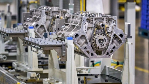 Раскрыты характеристики нового поколения моторов GM small-block V8 Раскрыты характеристики нового поколения моторов GM small-block V8