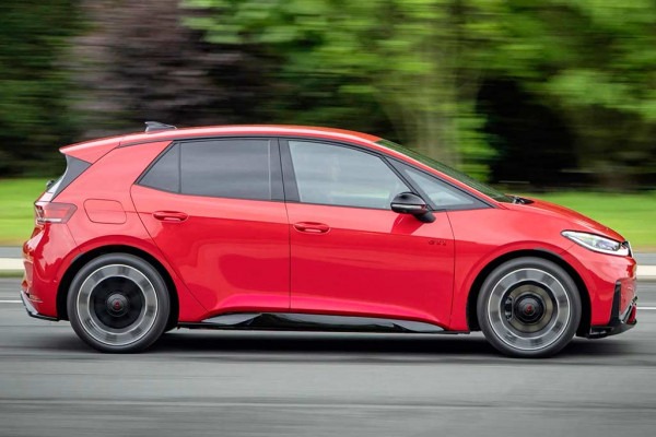 В гамме обновленного Volkswagen ID.3 появился «заряженный» GTI-вариант В гамме обновленного Volkswagen ID.3 появился «заряженный» GTI-вариант