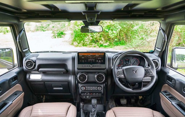 Mahindra Thar OG: обновленный трехдверный внедорожник в стиле Jeep Wrangler Mahindra Thar OG: обновленный трехдверный внедорожник в стиле Jeep Wrangler
