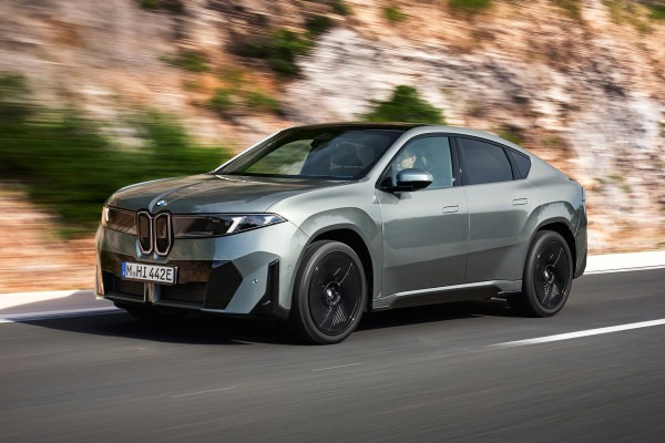 Представлен BMW iX4 (и заодно версия iX3 M60)
