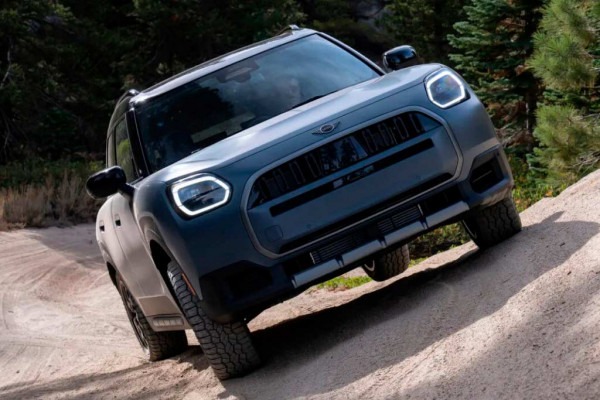 MINI Countryman получил версию Untamed Edition для поездок вне асфальта MINI Countryman получил версию Untamed Edition для поездок вне асфальта