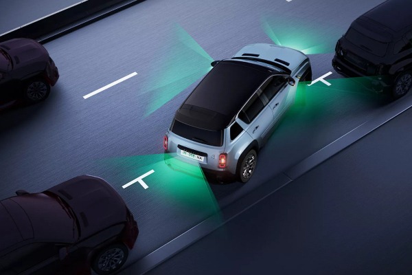 Renault 4 E-Tech перед Парижем-2026: увеличенный запас хода и новые версии