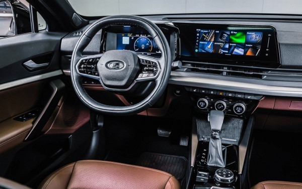 
            Подорожание ОСАГО, новинки от Geely и скандальный Jaguar. Итоги недели
        