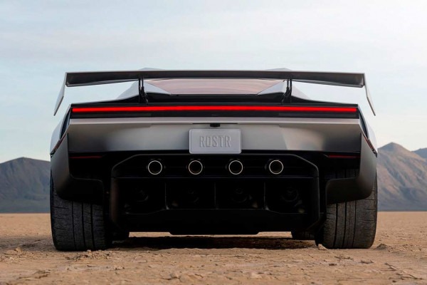 Новый Tesla Roadster: сумасшедшая динамика и возможность летать