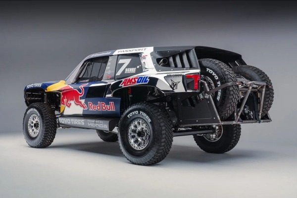 Honda Passport Baja Spec Trophy Truck: 1318-сильный гибрид для гонок в пустыне