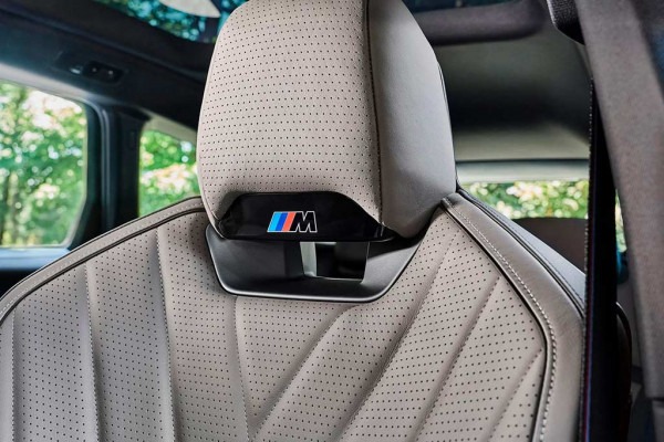 Для электрического кроссовера BMW iX3 стала доступна новая топ-версия M60 Для электрического кроссовера BMW iX3 стала доступна новая топ-версия M60