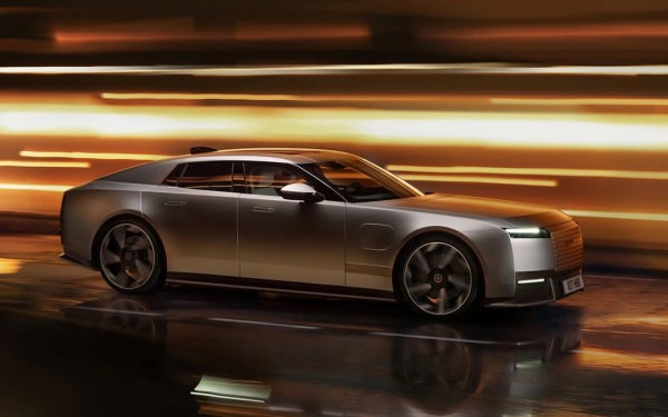 
            Подорожание ОСАГО, новинки от Geely и скандальный Jaguar. Итоги недели
        