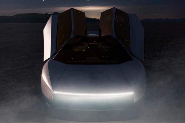 Новый Tesla Roadster: сумасшедшая динамика и возможность летать