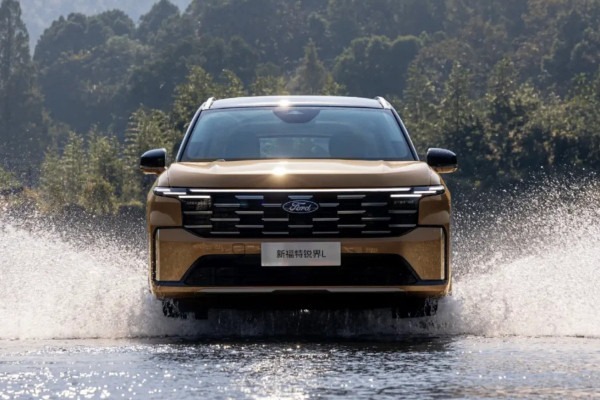 Обновленный Ford Edge L: полноценная премьера в Китае Обновленный Ford Edge L: полноценная премьера в Китае