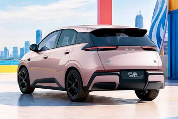 Хэтчбек BYD Seagull нового поколения оказался заметно мощнее и крупнее предшественника