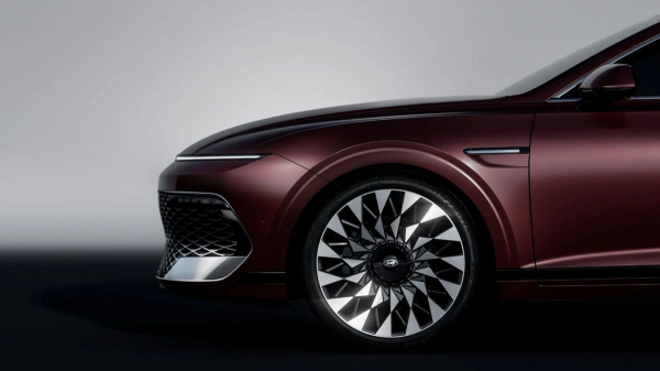 Обновленный Hyundai Grandeur обрел иную внешность и новый салон