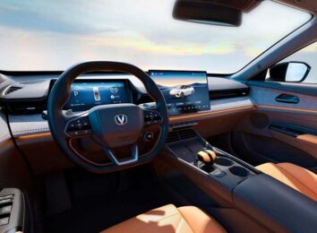 Представлен новый Changan Uni-V 2026: лифтбек пережил второй рестайлинг