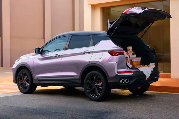 Geely Coolray вернулся на российский рынок в модернизированном виде