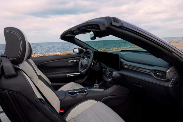 Ford Mustang Dark Horse SC Convertible: открытая 806-сильная версия маслкара Ford Mustang Dark Horse SC Convertible: открытая 806-сильная версия маслкара